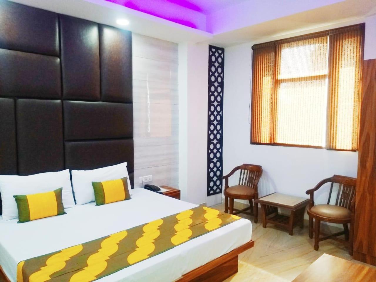 Hotel Spb 87 Near Karol Bagh Metro Station Delhi Ngoại thất bức ảnh