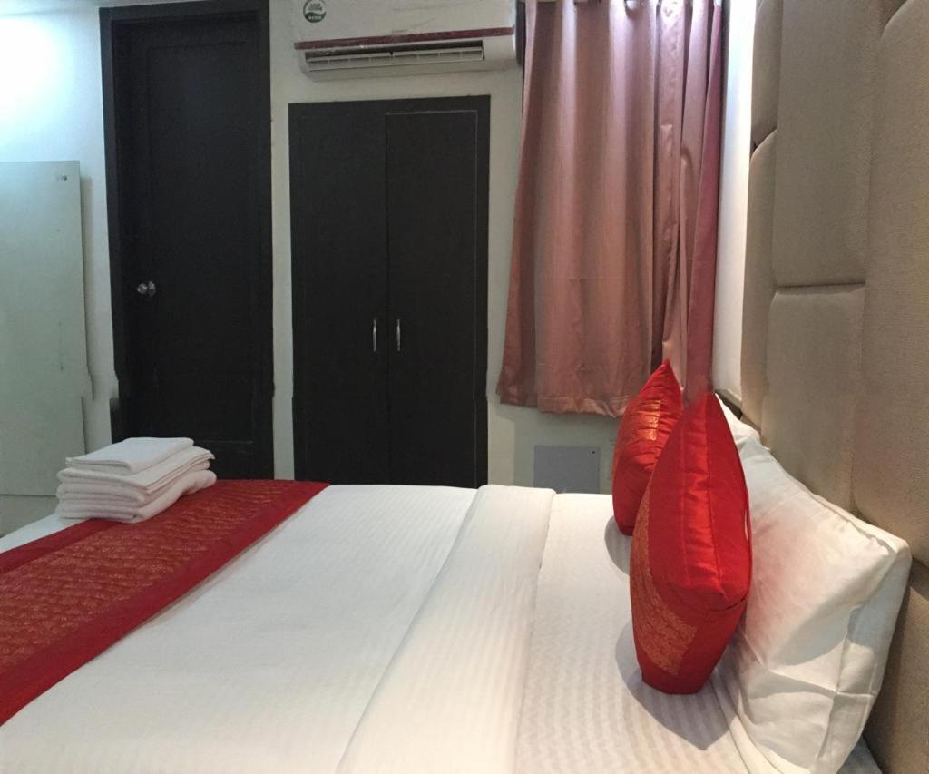 Hotel Spb 87 Near Karol Bagh Metro Station Delhi Ngoại thất bức ảnh